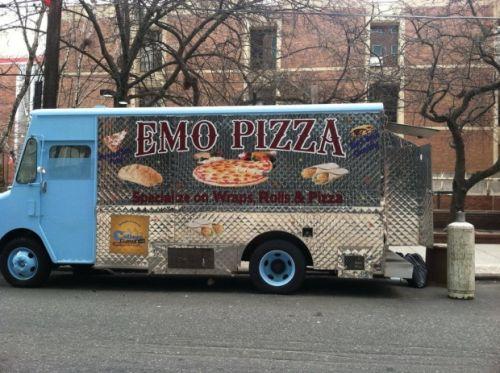  Emo pizza 