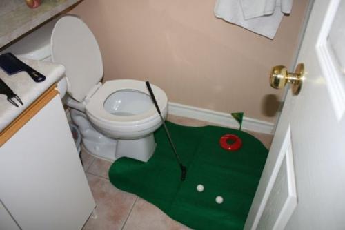  Záchodový mini-golf 