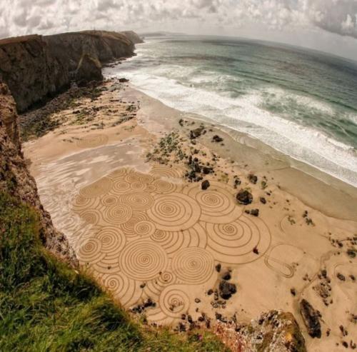  Kruhy v písku 