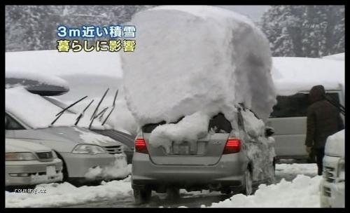  Sněhové auto 