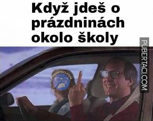  O prázdninách kolem školy 