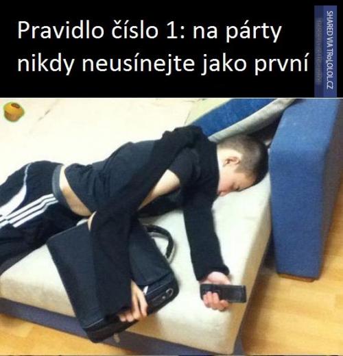  Na párty nikdy neusínejte jako první 