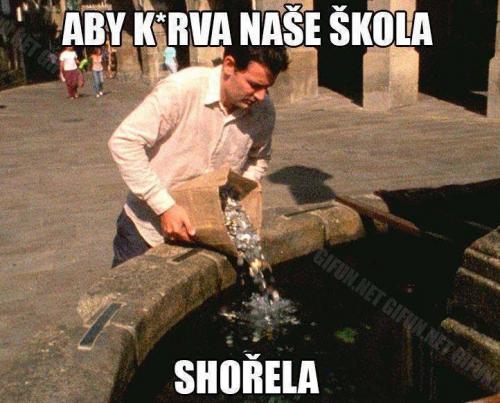  Škola 