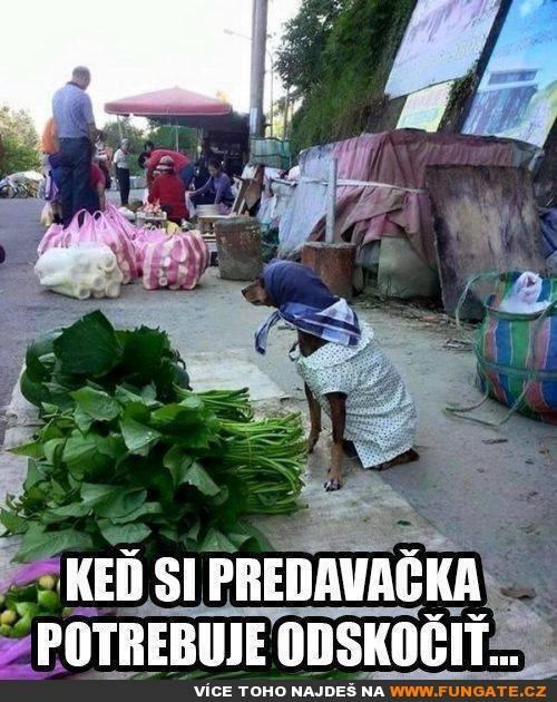  Když si prodavačka potřebuje odskočit… 