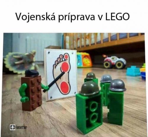  Vojenský příprava v Lego 