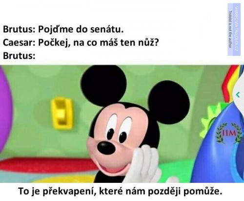  Překvapení 