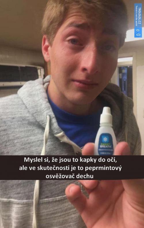  Oči 