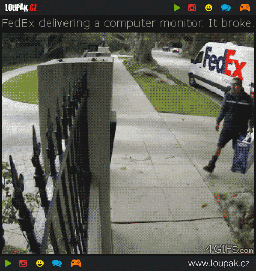  
FedEx-delivers-computer-monitor
 