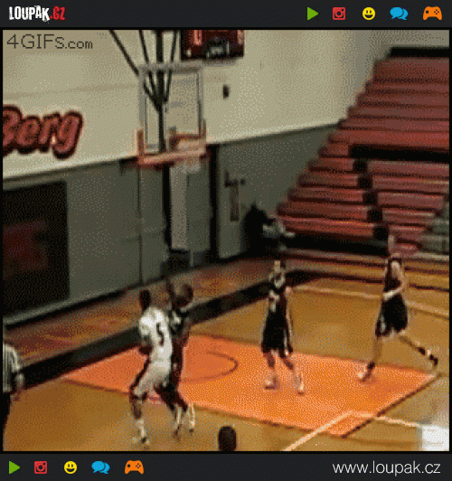  
Basketball-tip-dunk
 
