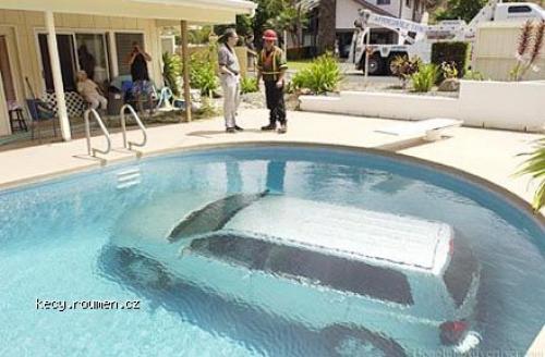  car in pool 