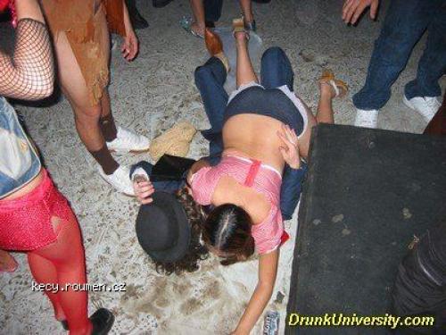  drunk university 00233 