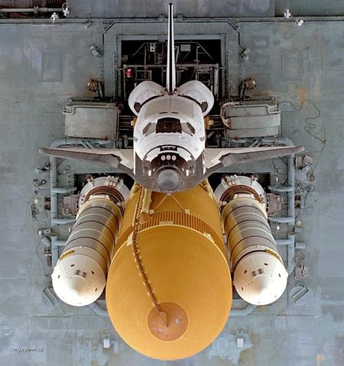  Space Shuttle Atlantis 