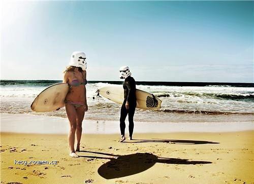  Stormtroopers in Paradise 