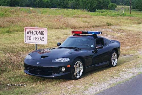 dodgeviperpolicecar