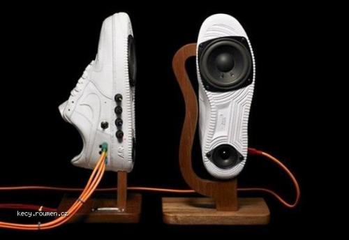  Sneaker Speaker 
