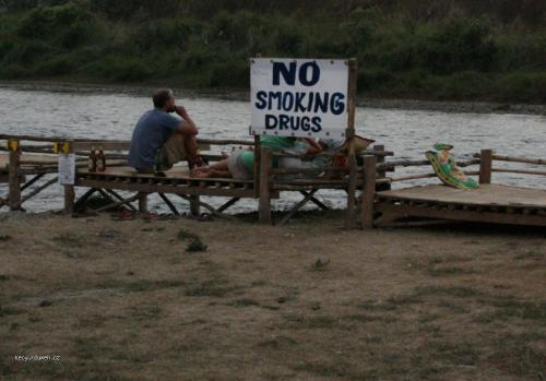  no smoking drugs 