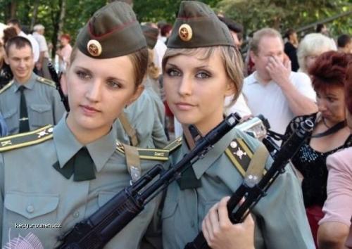 Rusky v uniforme