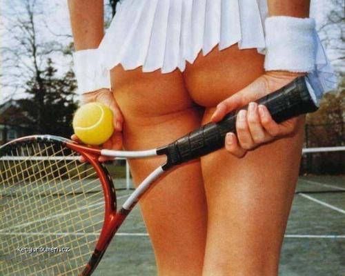  tenis a kalhotky 