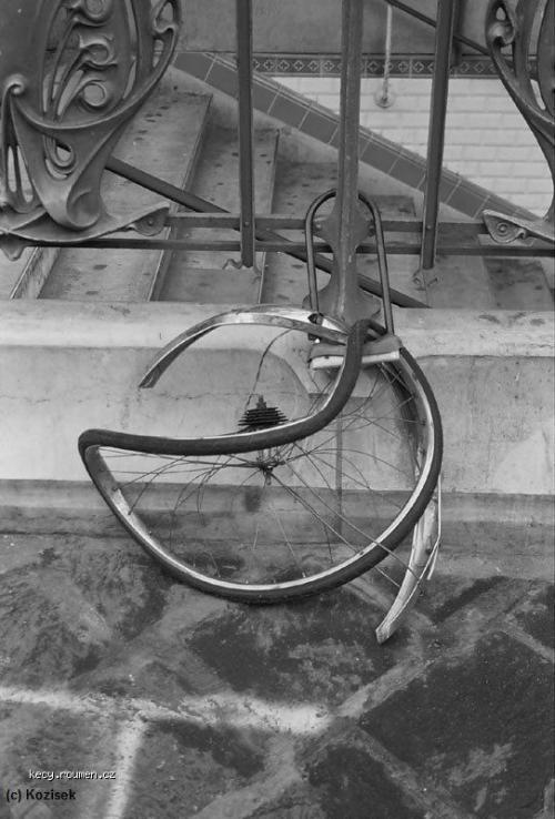 kolo v Parizi