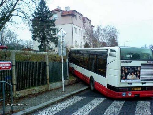bus parking2