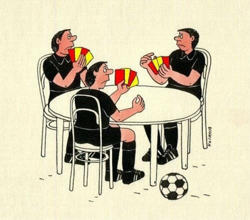 Fotbalové červené vs. žluté karty