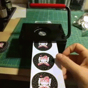 https://media.loupak.fun/soubory/obrazky_n/_GIF/1188/6201.gif