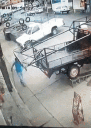 https://media.loupak.fun/soubory/obrazky_n/_GIF/2092/0942.gif