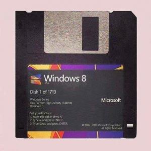 Instalační disketa Win 8