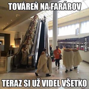 Továrna