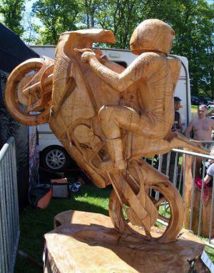 motorka ze dřeva