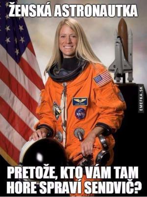 Ženská astronautka