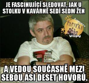 Deset hovorů současně 