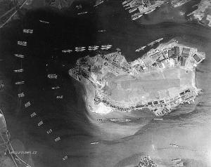 Amazing photos of the Japanese Raid on Pearl Harbour1