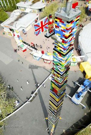 001 lego tower