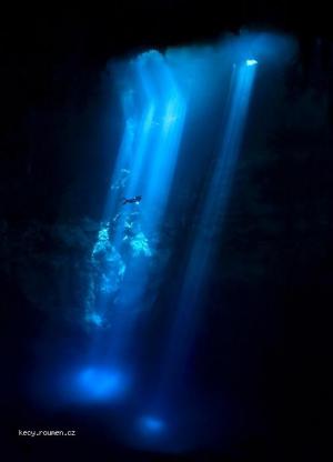 Cave Diving 3