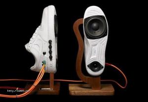 Sneaker Speaker