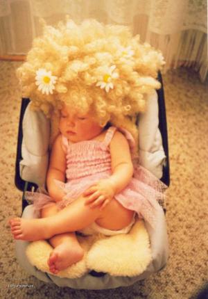 Baby with wig