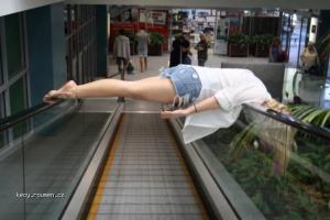 This Is How Everyone Should Ride The Escalator Tomorrow