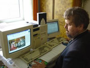 Henryk Lahola zvladne az 2 PC najednou