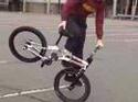  BMX - Erin Donato - neuvěřitelné kousky 