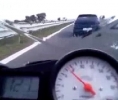  Opel Astra vs. Yamaha R6 