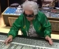  DJ babička 