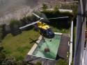  Helikoptéra hasí vodou z bazénu 