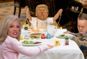  GALERIE - Malej Doník Trump 1 