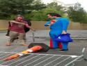        Superman vs. bezdomovec       