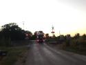      Vlak srazil kamion s auty     
