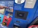      Falešná čtečka kreditek v bankomatu     