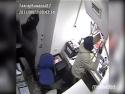 Lupiči vykradli banku ze shora (Rusko)