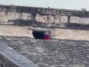  I přes zákaz lezli po pyramidě v Mexiku  