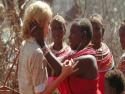     Žena vyměnila snoubence za muže z Afriky    